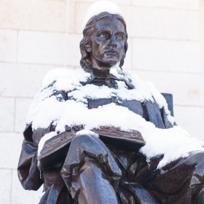 Visite Harvard - la statue de John Harvard